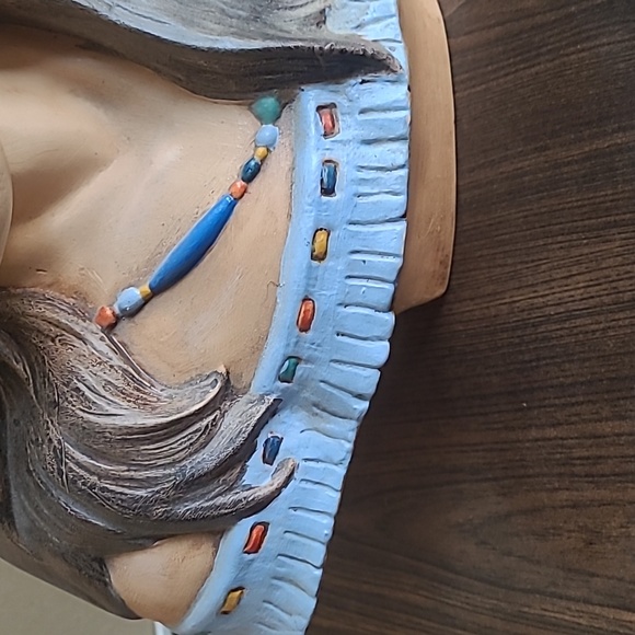 NATIVE AMERICAN INDIGENOUS WOMAN CHALKWARE BUST PROVINCIAL MOLD 1981 - Picture 5 of 10